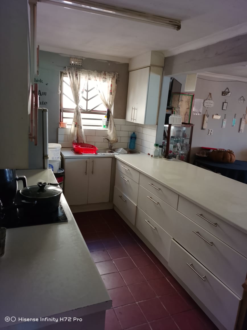 2 Bedroom Property for Sale in Delft South Western Cape